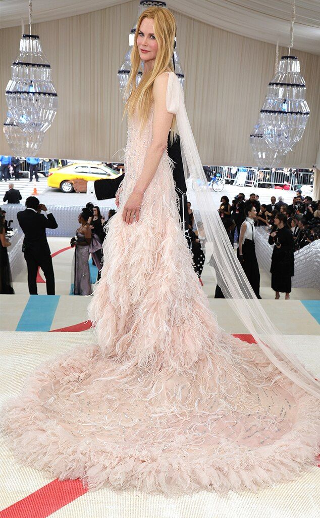 Met Gala 2023: Repetir Outfits es lo de Hoy. Nicole Kidman nos enseña cómo.